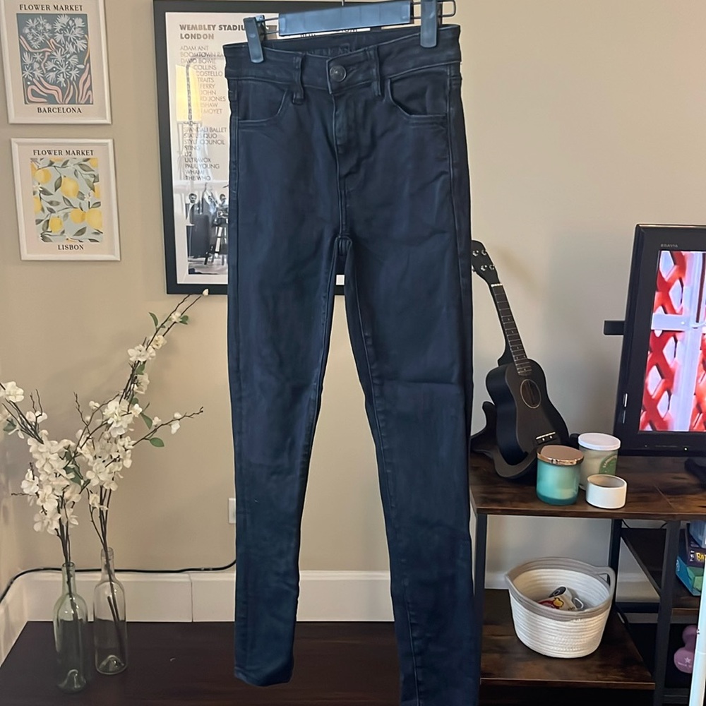 American Eagle Next Level Strech High Waisted Black Skinny Jeans
